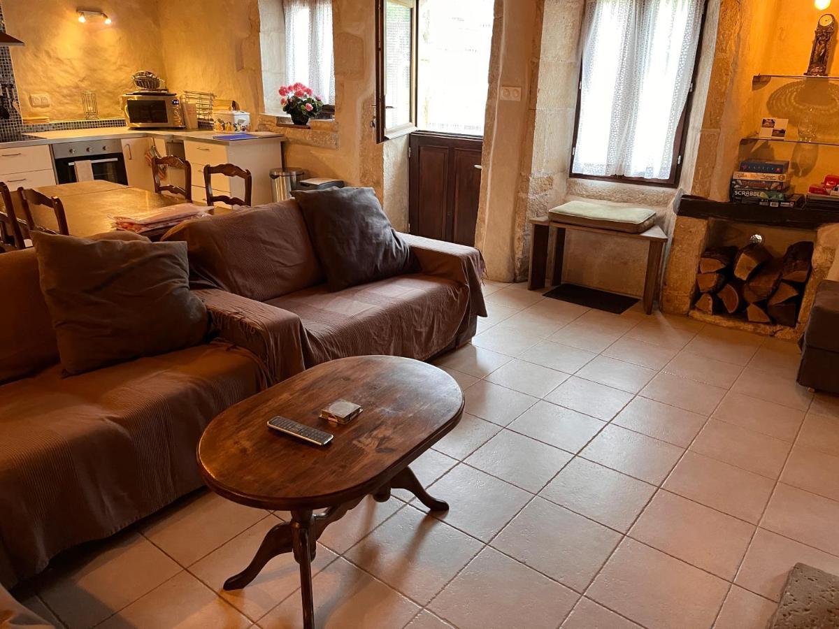 Wisteria & Jasmine Villa Genouille  Екстериор снимка